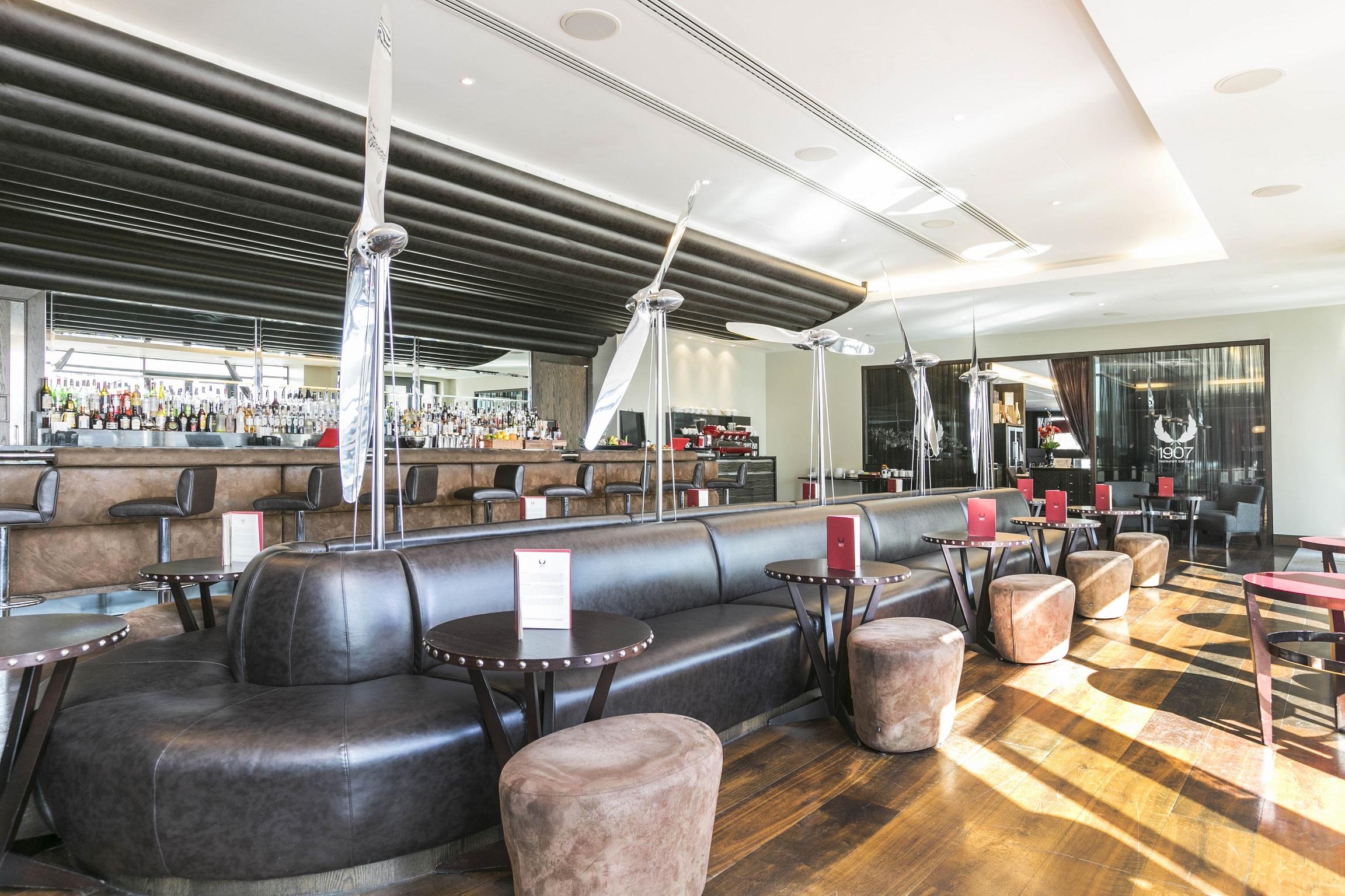 ווייברידג' Brooklands Hotel & Spa מראה חיצוני תמונה